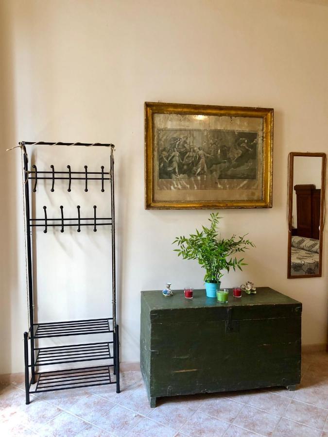 Zio Toto Panzió Noto Kültér fotó