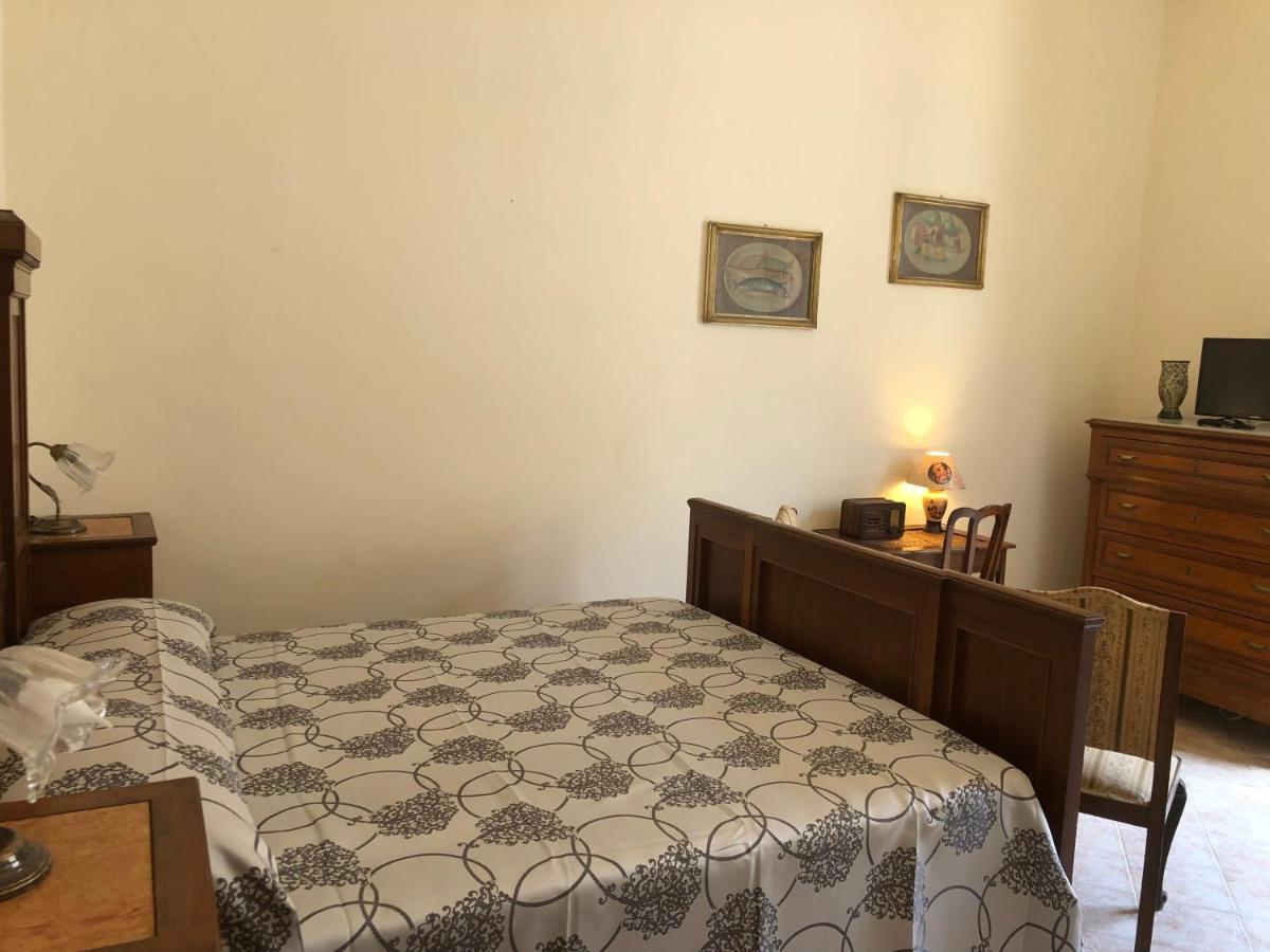 Zio Toto Panzió Noto Kültér fotó